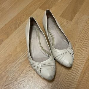 Off White Aldo Flats